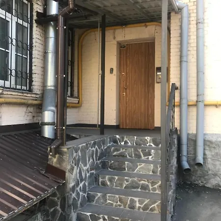 Ararat-tarasa Shevchenka * Kyiv